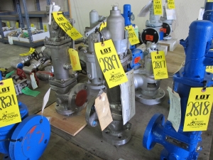 VALVE, RELIEF TYPE, 1-1/2" F 2" SIZE, 200 PSIG SET PRESSURE RATING, 316 SS MATERIAL, INLET 300# THICK. INLET-OUTLET 150# ANSI STD. CONNECTIONS, JLT-JOS-15-S TYPE E STYLE. TYPE E CAP , 15 PSIG VARIABLE BACKPRESSURE, 180 F MAX TEMPERATURE ASSEMBLY NUMBER 76263-001, PART # JLT-JOS-15-S TYPE E (W-51) LOADING & HANDLING FEE $15-